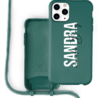 Coverzs Coverzs Funda con cuerda de silicona iPhone 11 Pro Max (verde oscuro) - Nombre + Nombre - Vertical Coverzs Coverzs Funda con cuerda de silicona iPhone 11 Pro Max (verde oscuro) - Nombre + Nombre - Vertical