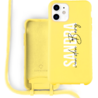Coverzs Coverzs Funda con cuerda de silicona iPhone 11 (amarillo) - Nombre + Nombre - Vertical Coverzs Coverzs Funda con cuerda de silicona iPhone 11 (amarillo) - Nombre + Nombre - Vertical