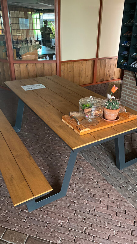 The Outsider The Outsider Fredo Picknicktafel Rechthoek 200cm Polywood
