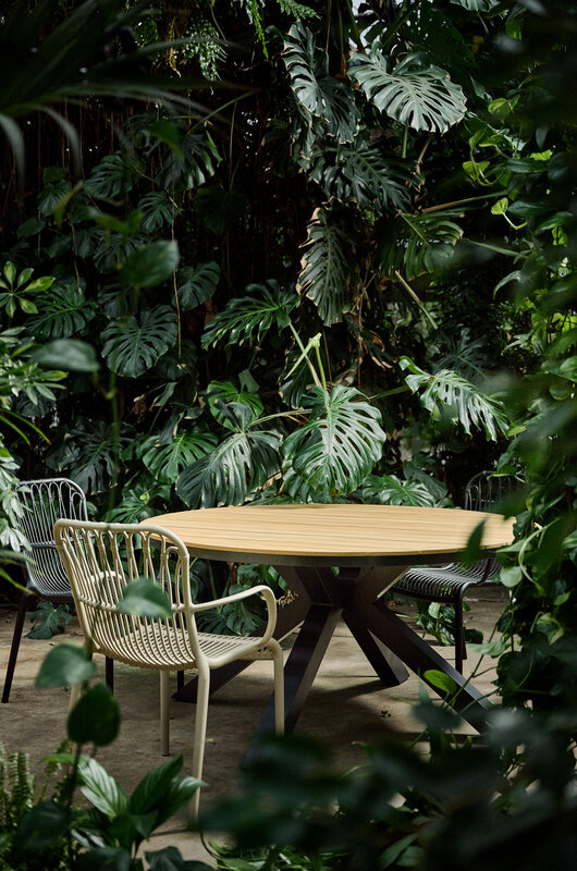 The Outsider The Outsider Fredo Tuintafel Rond 150cm Poly
