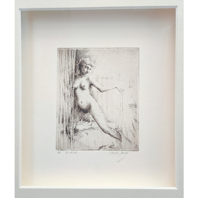 Hartog Mira den (1977) - Ets - Geknield naakt op bed