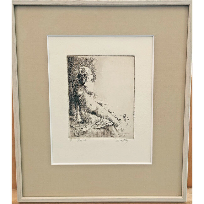 Hartog Mira den (1977) - Ets - Naakte dame zittend op bed