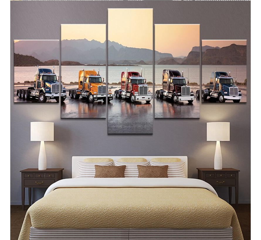 Allernieuwste.nl® Canvas Schilderij 5-luik Amerikaanse Trucks - USA Bigtrucks - Poster - 5-luik 80 x 150 cm - Kleur