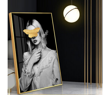 Allernieuwste.nl® Canvas Schilderij * Gouden Vlinder Meisje 1 * - Kunst aan je Muur - Modern - zwartwit en goud - 50 x 75 cm