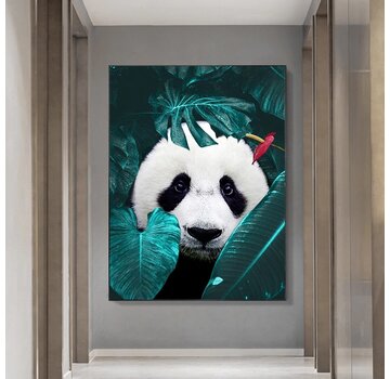 Allernieuwste.nl® Canvas Schilderij Panda in de Jungle - Modern - Bladeren - Woonkamer - Poster - 60 x 80 cm - Kleur