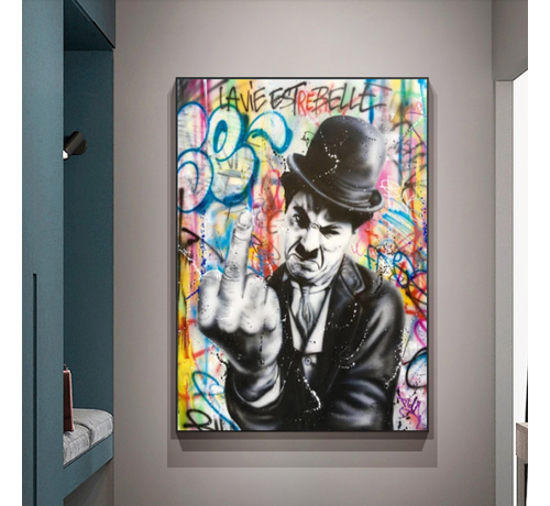 Allernieuwste.nl® Allernieuwste.nl® Canvas Schilderij Charlie Chaplin Middelvinger Grappig - Acteur Artiest Regisseur - Graffiti - kleur - 50 x 70 cm