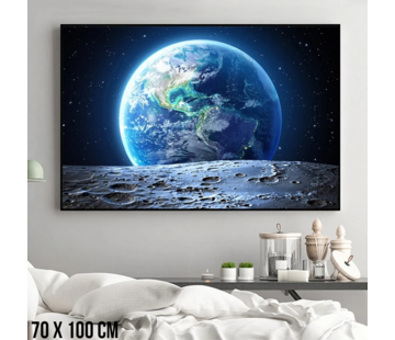 Allernieuwste.nl® Canvas Schilderij Onze Planeet Aarde Vanaf De Maan - 70x100cm