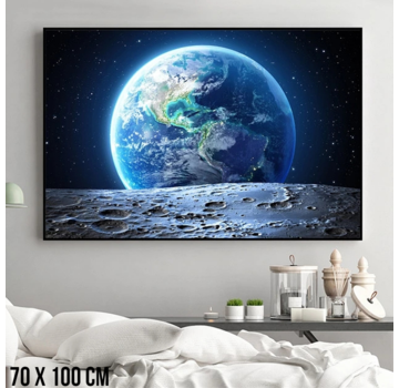 Allernieuwste.nl® Canvas Schilderij Onze Planeet Aarde Vanaf De Maan - 70x100cm