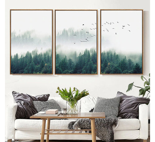 Allernieuwste.nl® Allernieuwste.nl® 3-Delig Canvas Schilderij - MISTIG BOS - Noors bos met vogels - Woonkamer - Natuur - Poster - 3x 40x60cm - Kleur