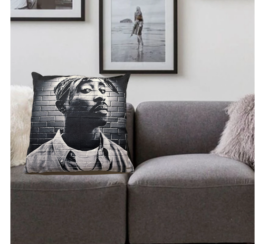 Allernieuwste.nl® Kussen Tupac (2Pac) - Kussenhoes polyester peach skin Perzikhuid Rapper Amaru Shakur - Kleur 45 x 45 cm