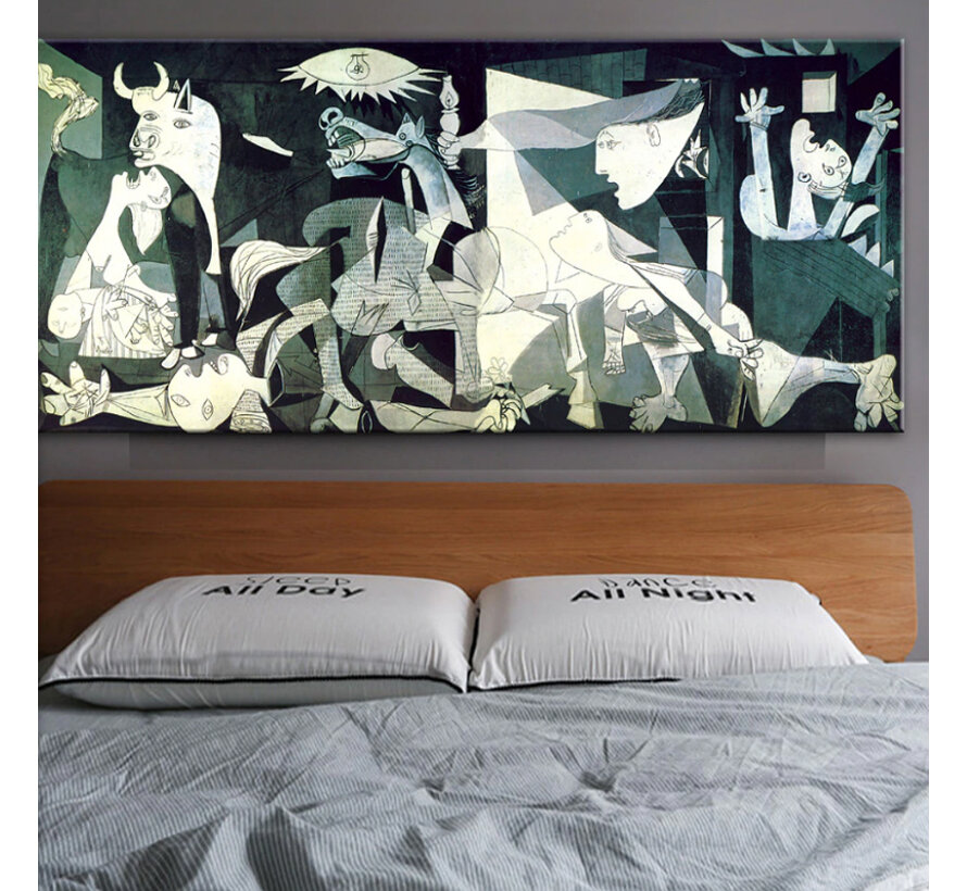 Allernieuwste.nl® Canvas Schilderij * Pablo Picasso: Guernica * - Kunst aan je Muur - Kubisme - Kleur - 60 x 140 cm