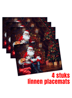 Allernieuwste.nl® 4 Stuks Placemats Kerstman Linnen - 45 x 30 cm