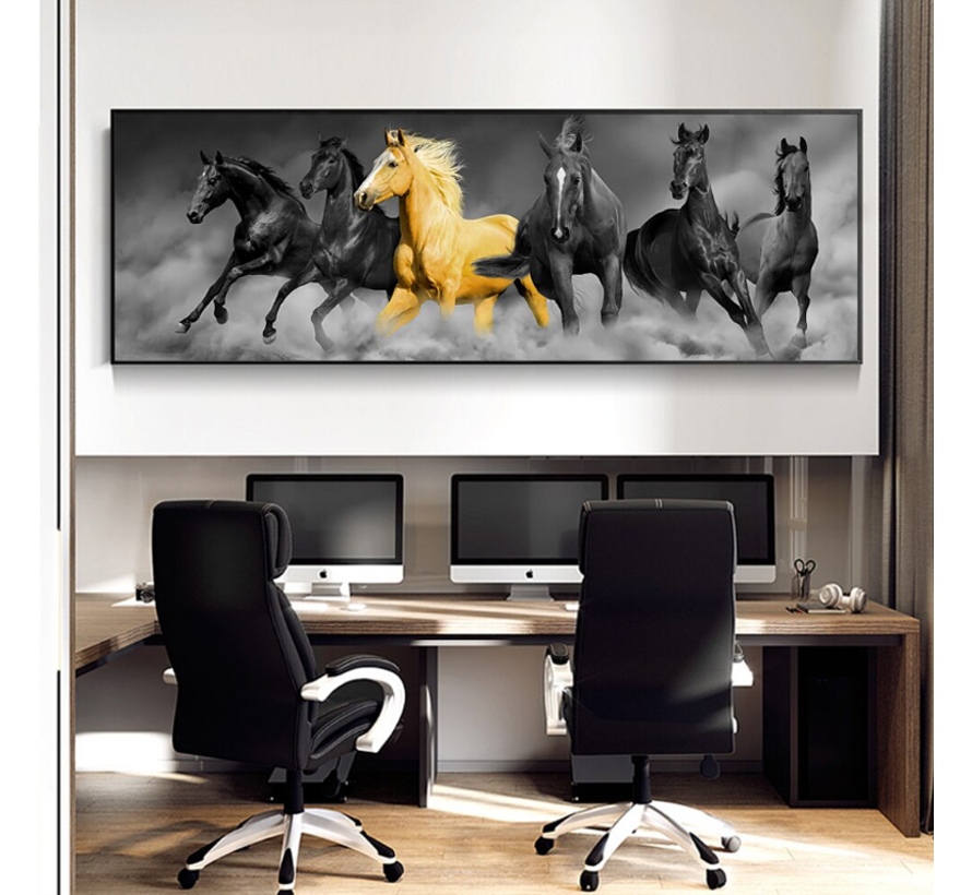 Allernieuwste.nl® Canvas Schilderij Wilde Paarden - Realistich natuur XL - Slaapkamer - Poster - 50 x 100 cm - Kleur