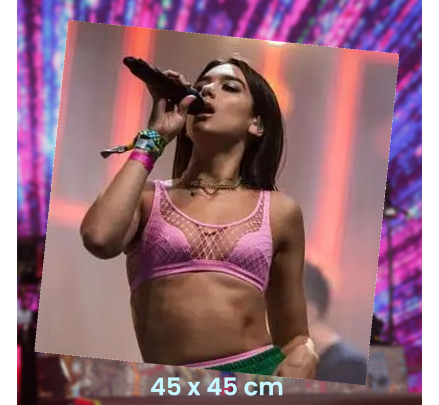 Allernieuwste.nl® Kussen Dua Lipa - Kussenhoes polyester peach skin Perzikhuid - Kussenovertrek Dua Lipa - Kleur 45 x 45 cm