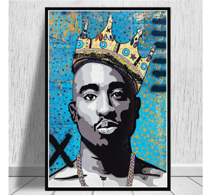 Allernieuwste.nl® Canvas Schilderij Rapper Tupac met Gouden Kroon 2 - Rapper - 2Pac - Hip Hop - 60 x 80 cm - Kleur