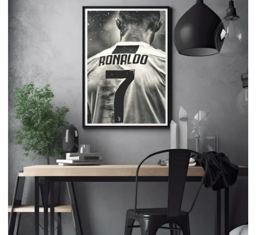 Allernieuwste.nl® Canvas Schilderij Christiano Ronaldo Legende - Profvoetballer - Sport - Zwart/Wit - 50 x 70 cm