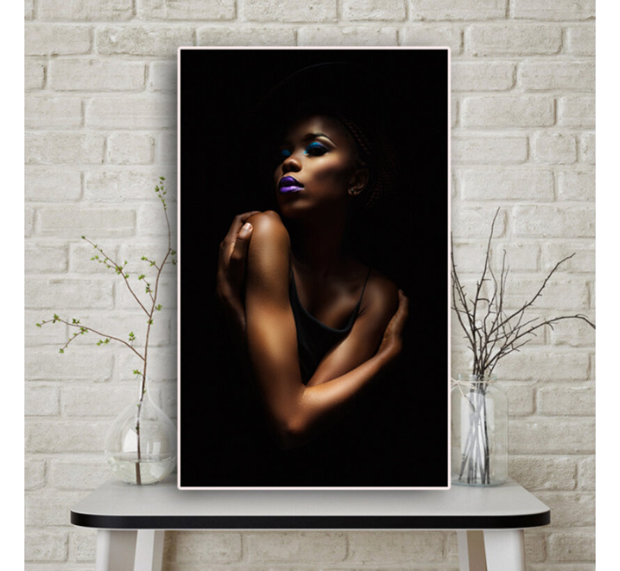 Allernieuwste.nl® Canvas Schilderij Sexy Afrikaanse Vrouw - Kunst aan je Muur - Kleur - 60 x 90 cm