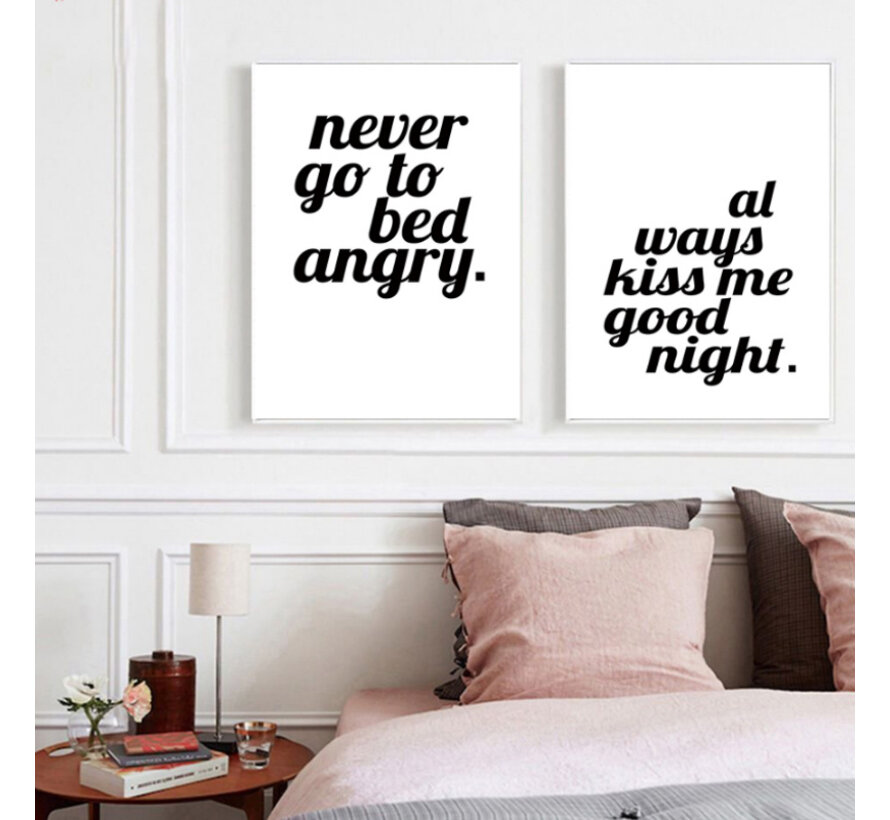 Allernieuwste.nl® SET van 2 - Canvas Schilderij * Never Go To Bed Angry * PLUS * Always Kiss Me Good Night * - Kunst aan je Muur - Quotes en Spreuken - Minimalisme - Zwart-Wit - 42 x 30 cm (x 2 SET)