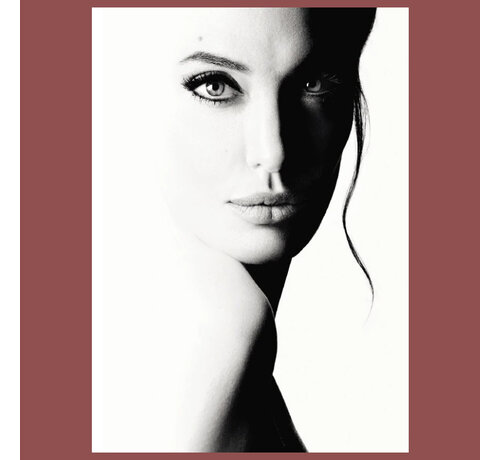 Allernieuwste.nl® Allernieuwste.nl® Canvas Schilderij * Angelina Jolie Actrice * - Kunst aan je Muur - Realistisch - zwart-wit - 50 x 75 cm