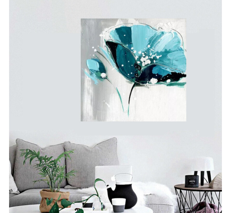 Allernieuwste.nl® Canvas Schilderij * Blauwe Bloem op Grijze Achtergrond * - Kunst aan je Muur - Modern - kleur - 70 x 70 cm