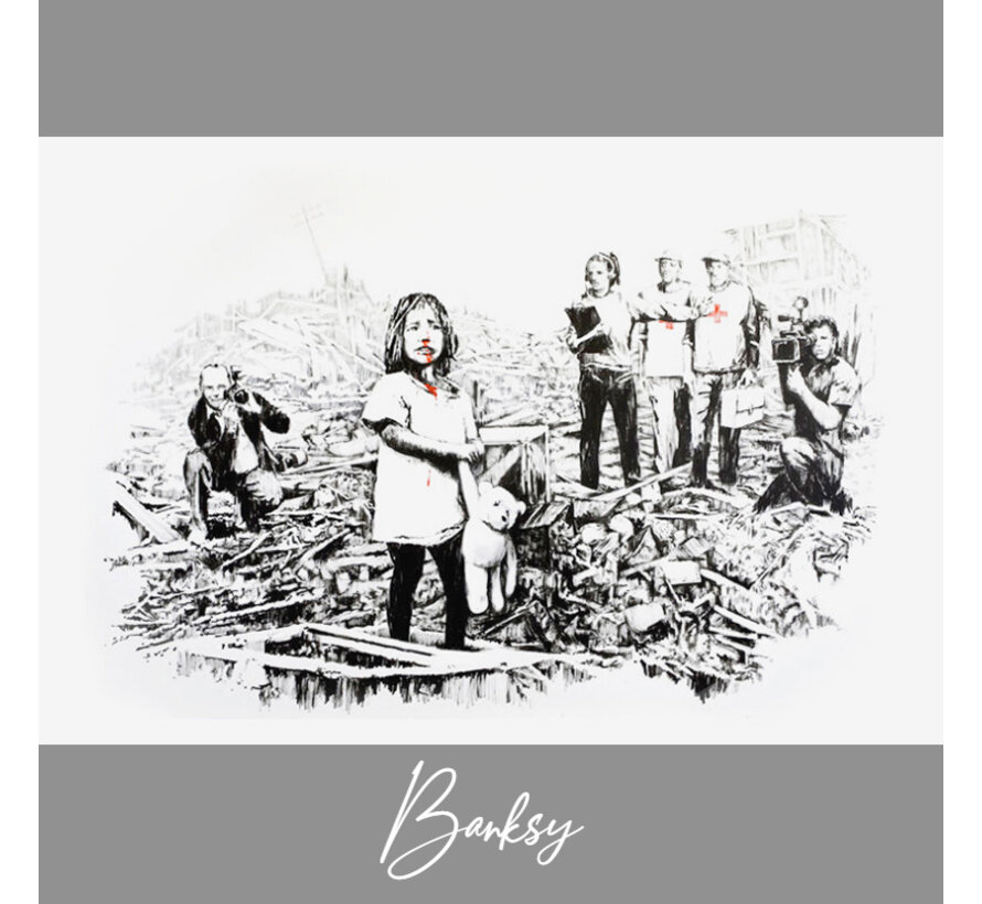 Allernieuwste.nl® Canvas Schilderij Banksy MEDIA-ramp - Graffiti Art - Zwart wit - 40 x 50 cm