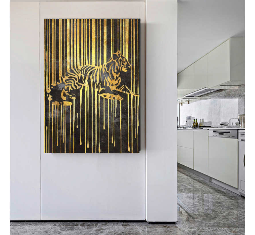 Allernieuwste.nl® Canvas Schilderij Gouden Tijger – 50 x 70 cm – Luxe Zwart Goud - Dieren Muurdecoratie – Wanddecoratie - Poster