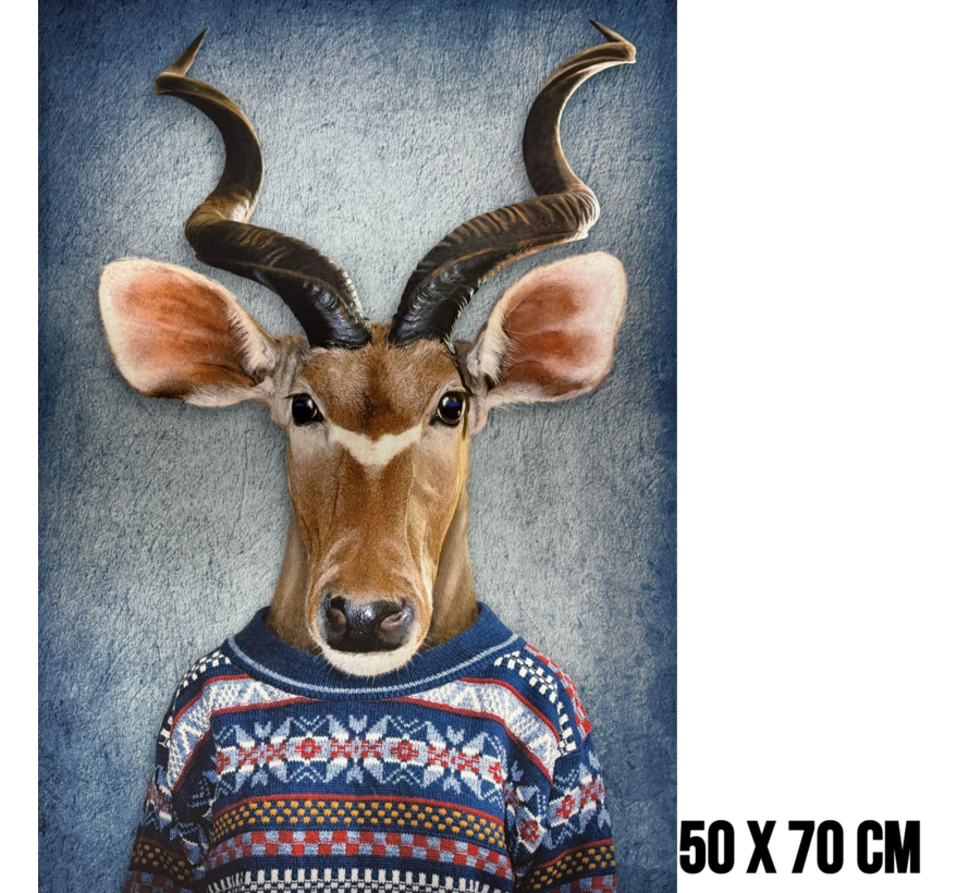 Allernieuwste.nl® Canvas Schilderij Antilope Impala in Trui – 50 x 70 cm – Grappig Dierenportret -Muurdecoratie – Wanddecoratie
