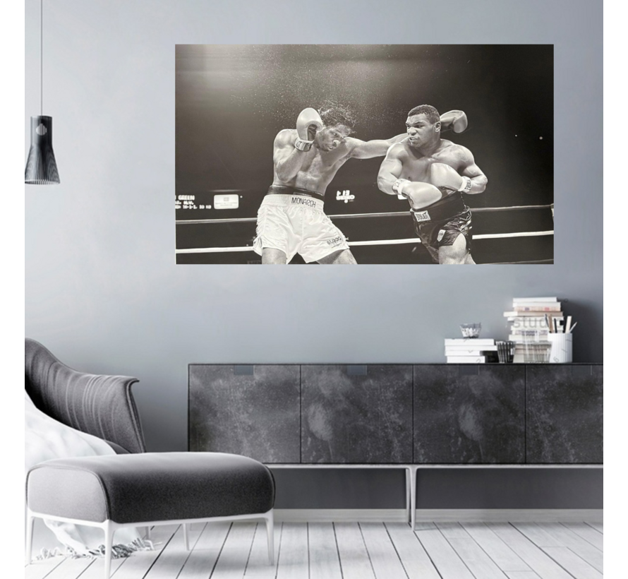 Allernieuwste.nl® Canvas Schilderij Mike Tyson vs Mitch Green – 50 x 70 cm - Zwart Wit - Boksen Wanddecoratie – Muurdecoratie
