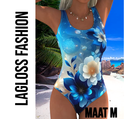LaGloss LaGloss® Eendelig Blauw-Witte Bloemen Dames Badpak met Open Rug - Sexy Zwempak – Badkleding – Strandmode – Beach Fashion – Maat M