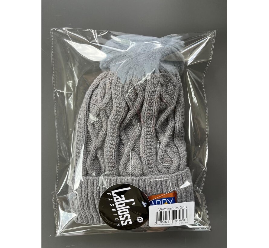 LaGloss® Wintermuts Grijs – Gebreide Beanie met Nep Pompom & Happy Patch – Warme Skimuts voor Dames