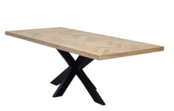 Eikenhouten tafel met gekruiste stalen poten