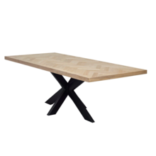 Eikenhouten tafel met stalen poten