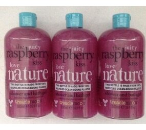 Treaclemoon Treacle Moon the raspberry kiss shower and bath gel 500 ml Treaclemoon Treacle Moon the raspberry kiss shower and bath gel 500 ml