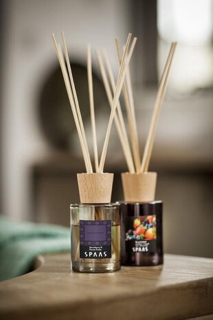 Spaas Spaas Geurstokjes Joyful Excitement Strawberries & Forest Fruits - 80ml Spaas Spaas Geurstokjes Joyful Excitement Strawberries & Forest Fruits - 80ml