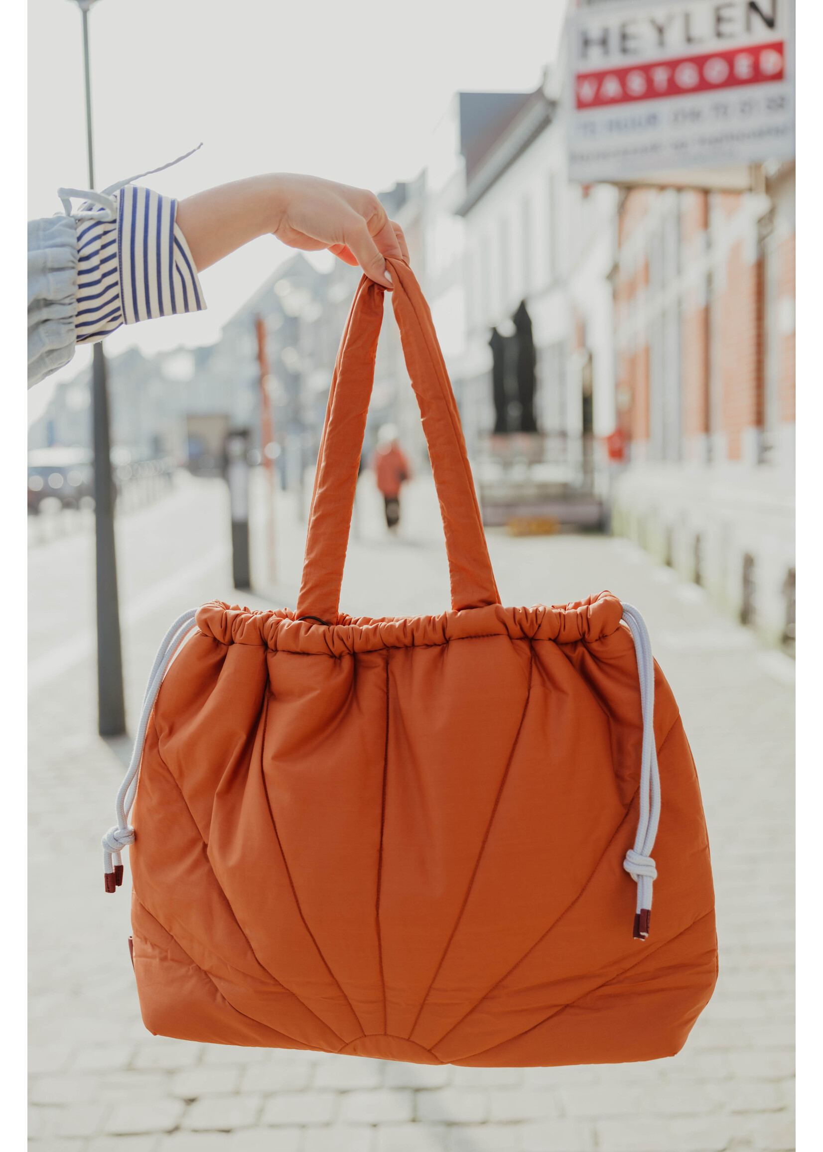 Sticky Sis Club TOTE BAG croissant brown