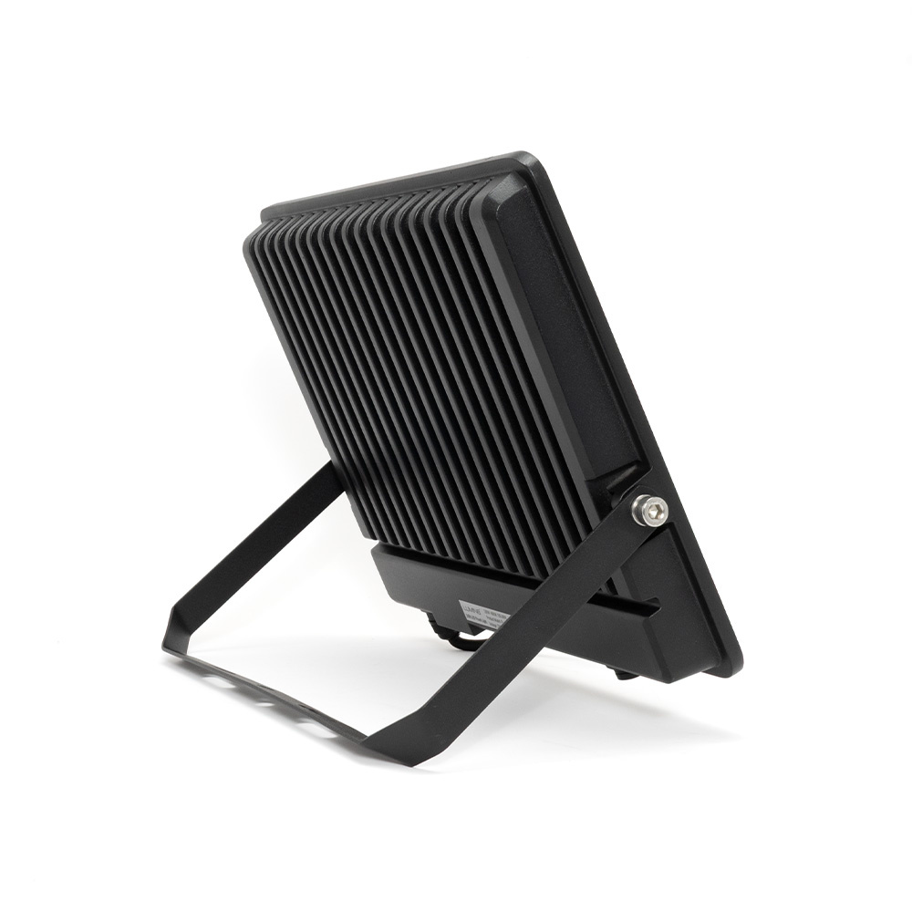 Lumin8 LED Breedstraler - 200W - 21000 lm - 4000K Helder wit - IP65 - IK06 - DOB - Zwart, foto 5 van 6