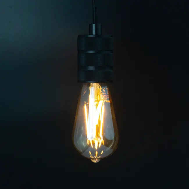 LED Glühbirne E27 | 6W (≙30W) | extra warmweiß 2200K | dimmbar | Edison Vintage ST64