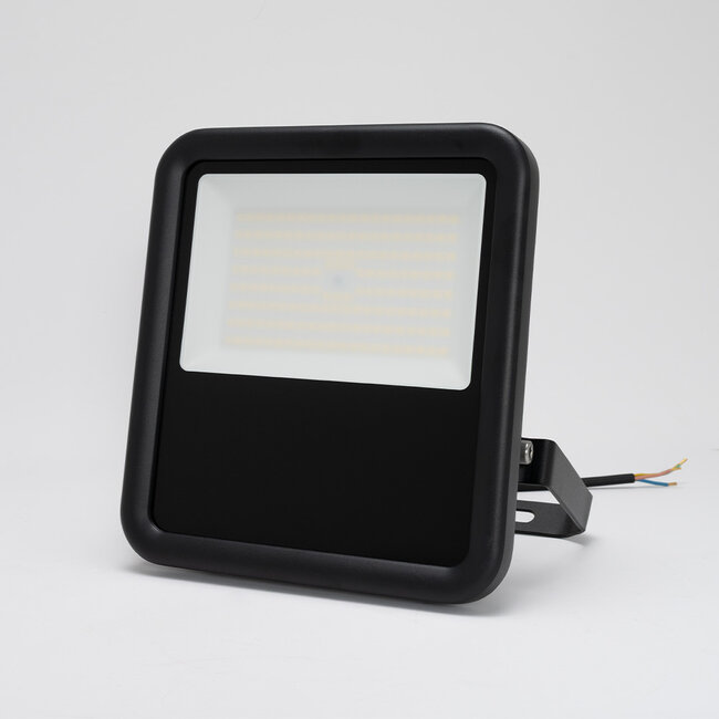 LED Flutlicht 100W | warmweiß 3000K | IP65 | IK08 | inkl. Halterbügel