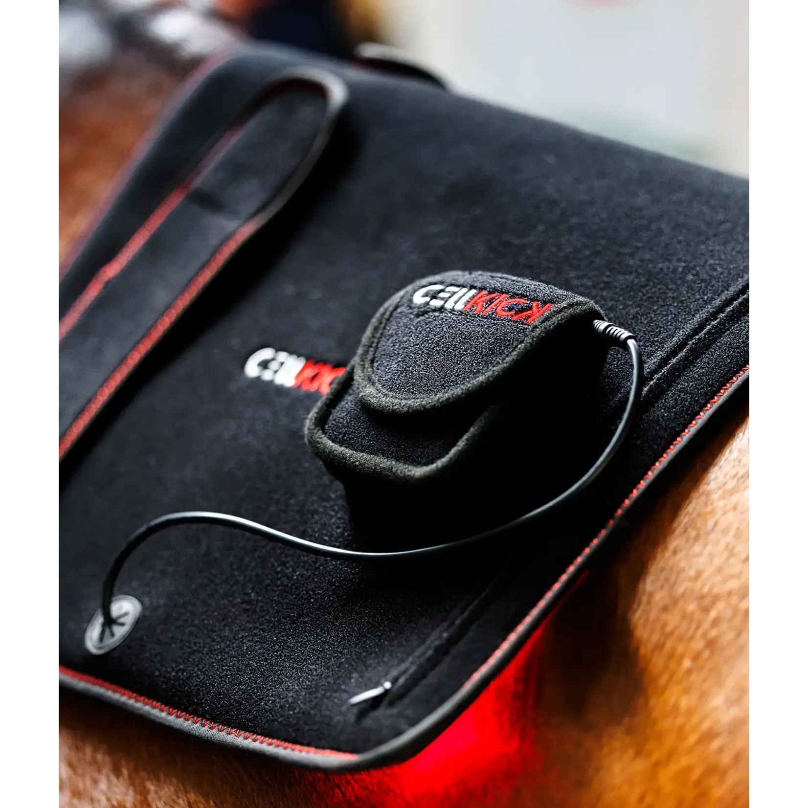 CellKick Combideal Hals Of Rug