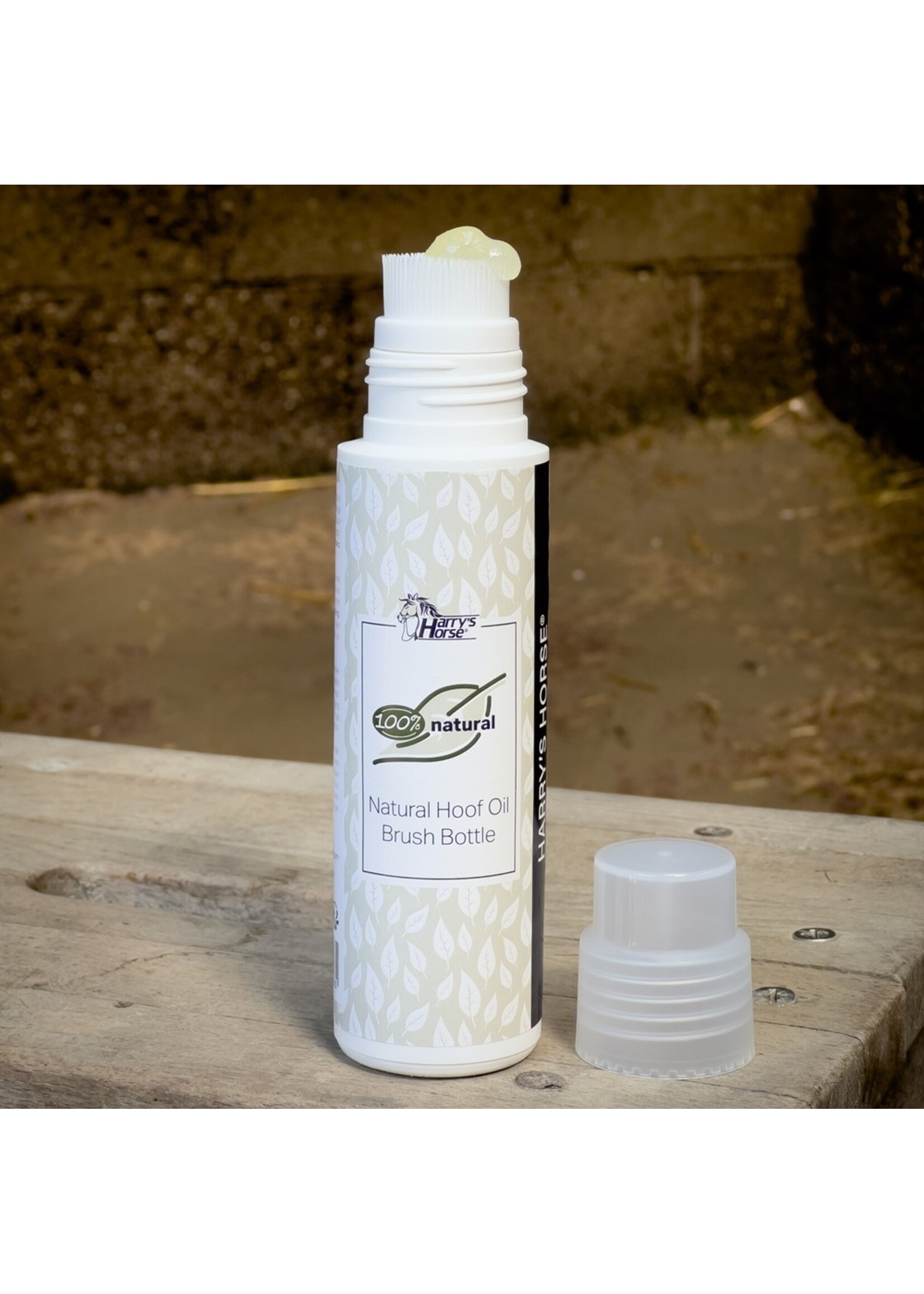 Harry's Horse Hoefolie Natural Brush Bottle (200 ml)