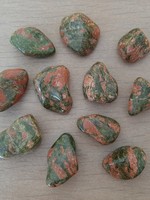 Hug stone Unakite XL