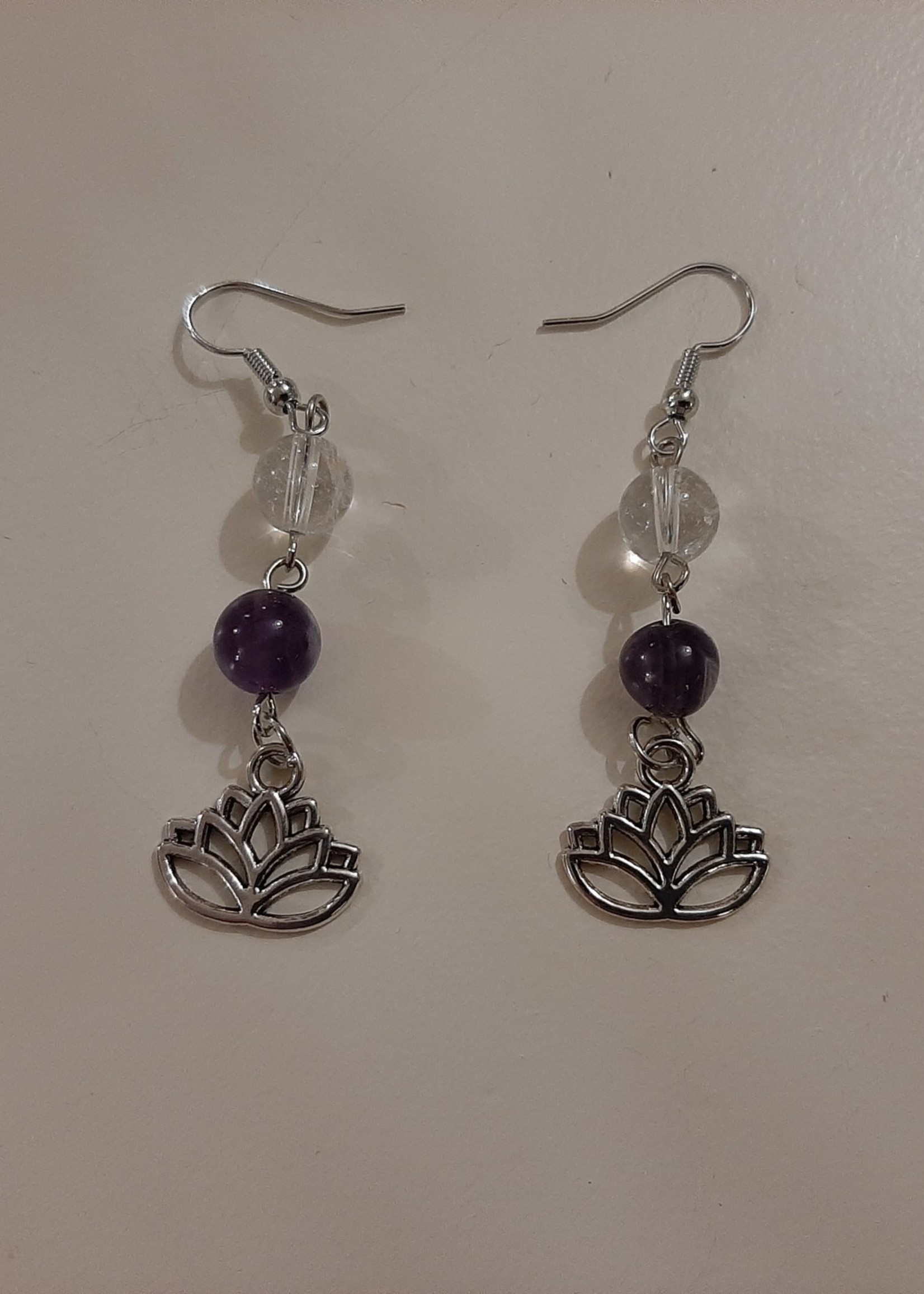 Earrings Chevron Amethyst/Rock crystal with Lotus