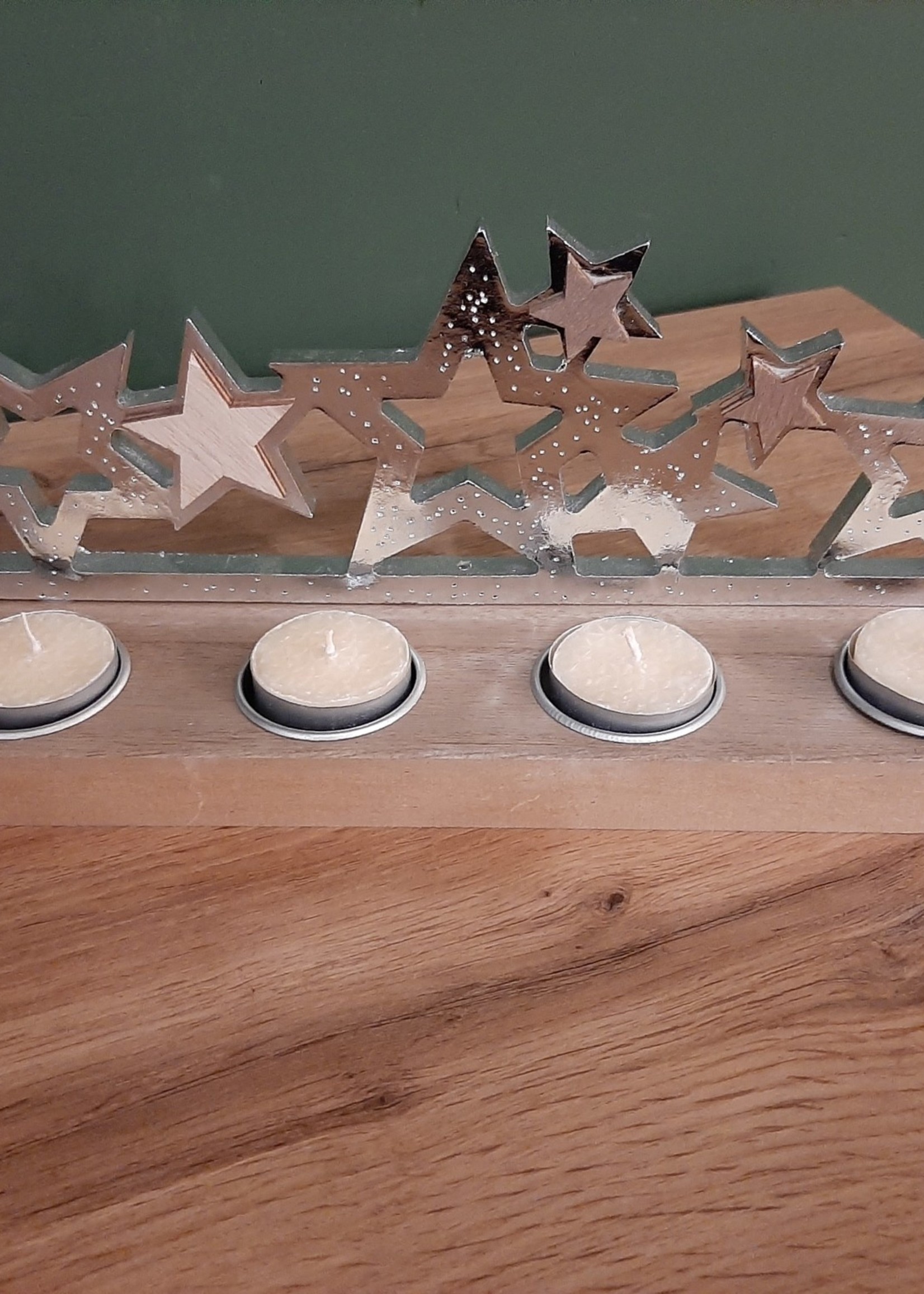 Photophore en bois pour 4 bougies chauffe-plat avec étoiles