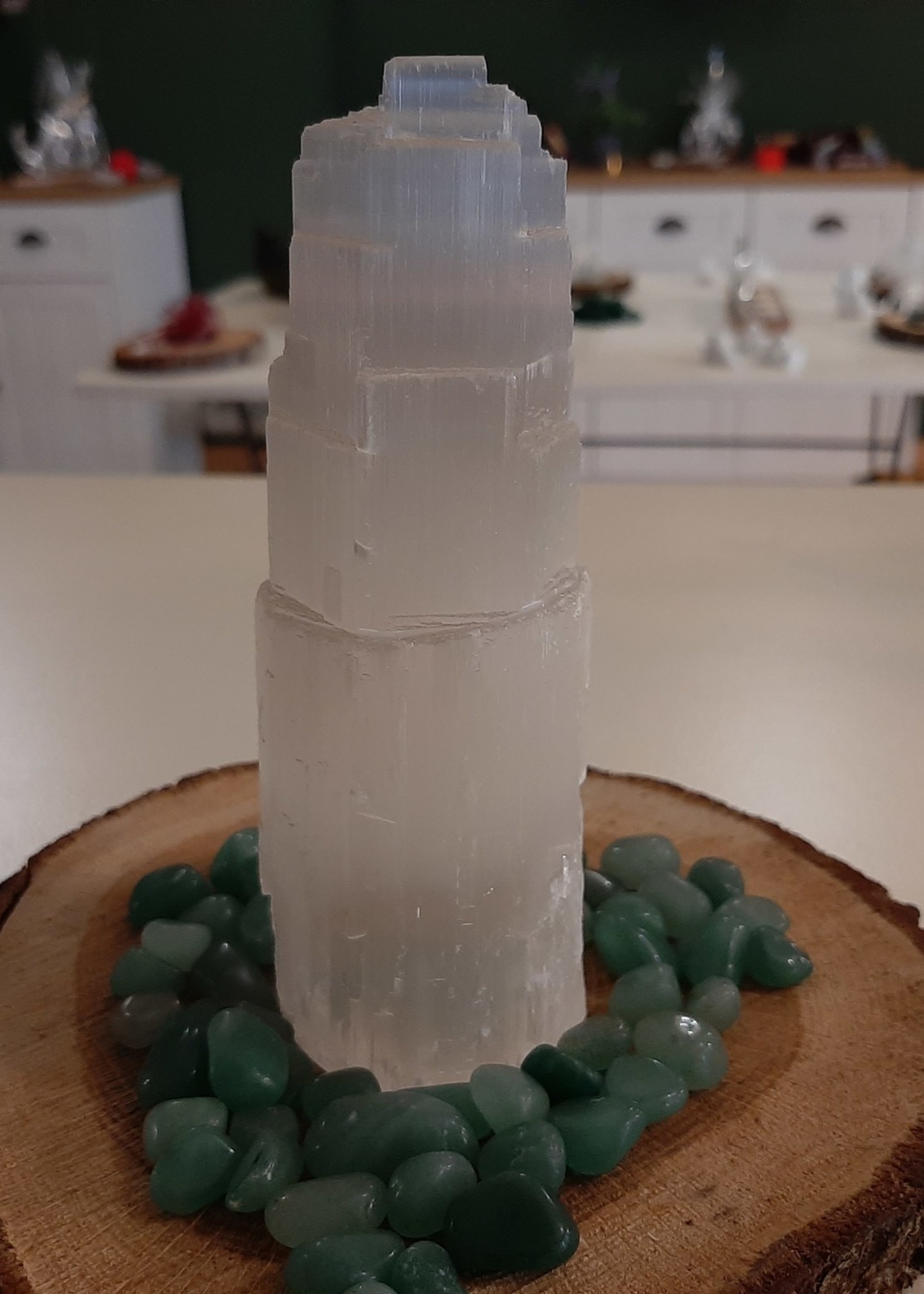 Tower white Selenite 14 cm