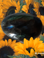 Hug stone Labradorite XL