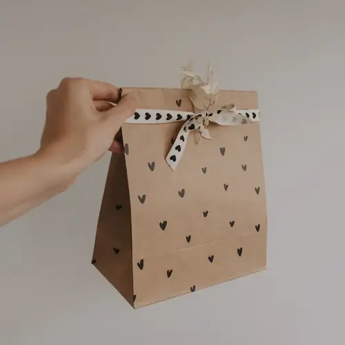 Eulenschnitt Set van Papieren geschenktas