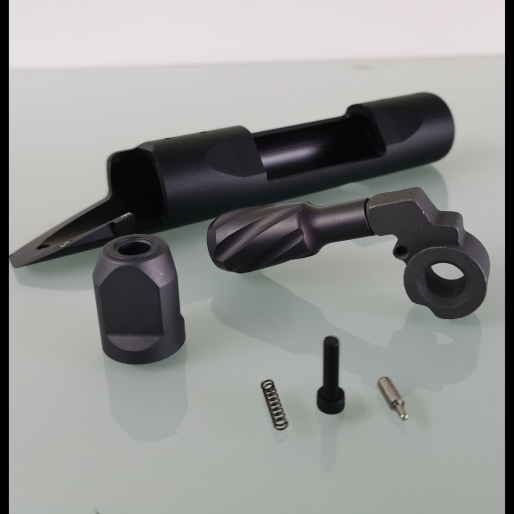 Maple Leaf VSR-10 Bolt Handle Kit for Right Hand