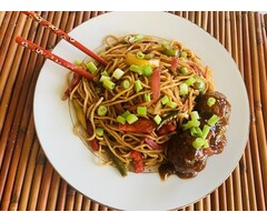 Smaakvolle bami met verse bamigroenten en kruidenmix