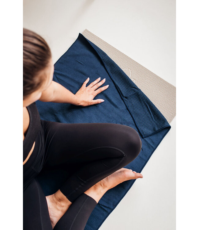 Yoga-Handtuch rutschfest Indigo - Lotus