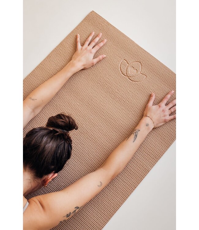 Yogamatte sticky extra dick Desert - Lotus